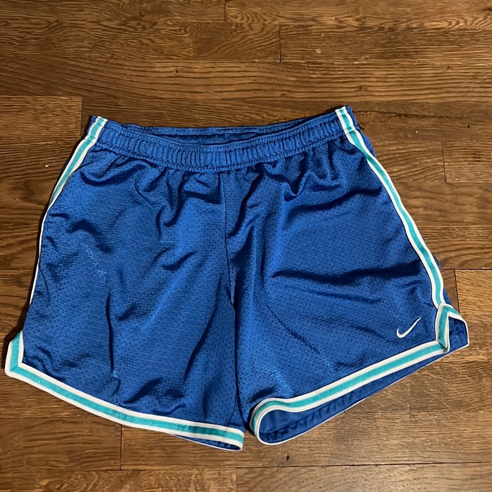 Nike girls shorts XL
